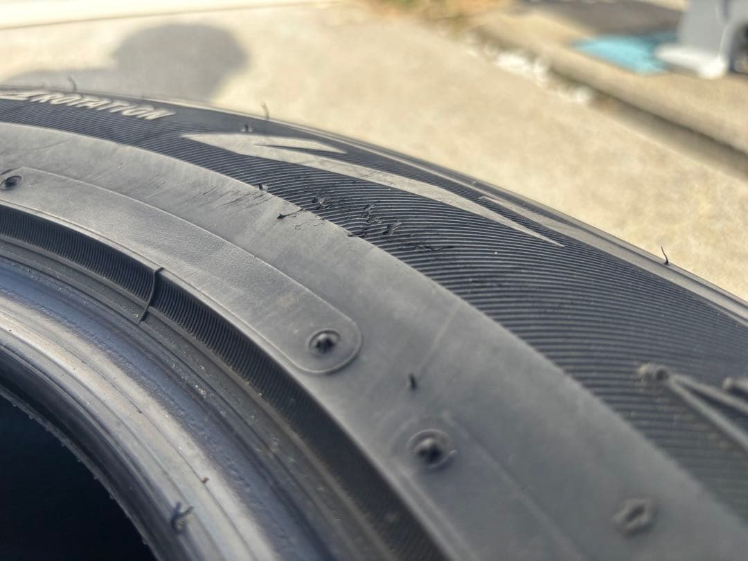 22年バリ溝ブリザック215/65R16 アルファード ヴェルファイア 4本