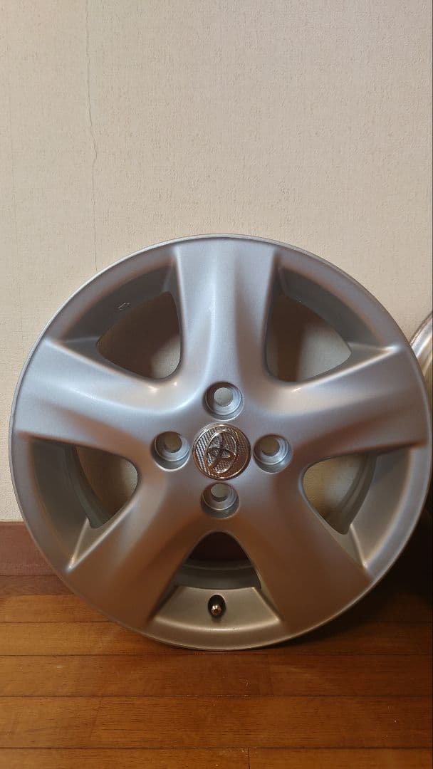 TT-LOWトヨタ純正 15インチ 100 4穴
