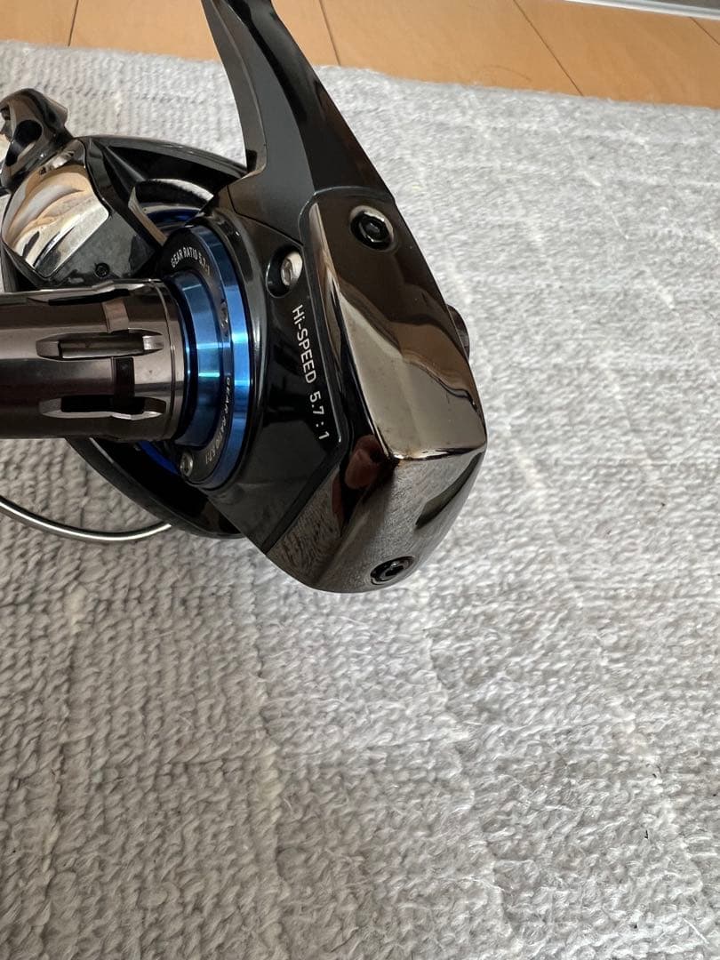 DAIWA 15SALTIGA 4500H スピニングリール