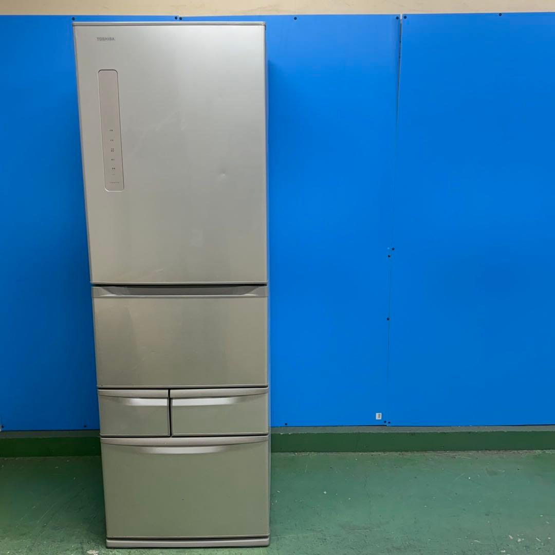 804 東芝ロングセラー大型冷蔵庫！　自動製氷！　安いの今だけ！　426L 右開