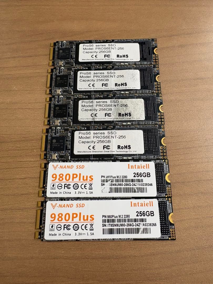 内蔵型M.2SSD（SATA）256GB 6枚 初期化済み