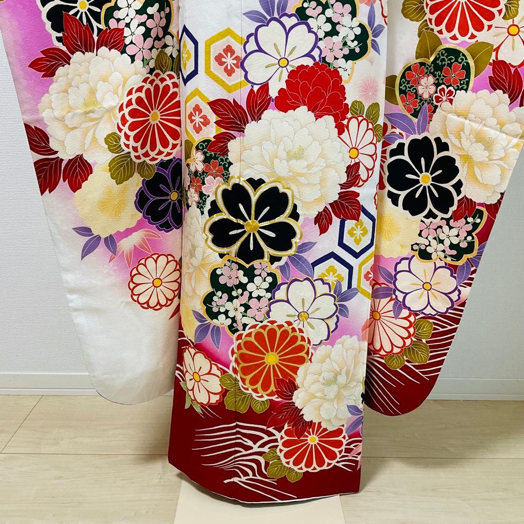 振袖6点フルセット　白系　牡丹　桜　古典柄　刺繍　紫野美術工芸　正絹