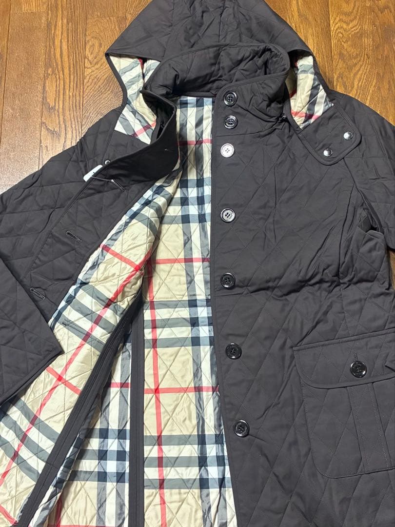 バーバリーBurberry キルティングコート　取り外しできるフード付き