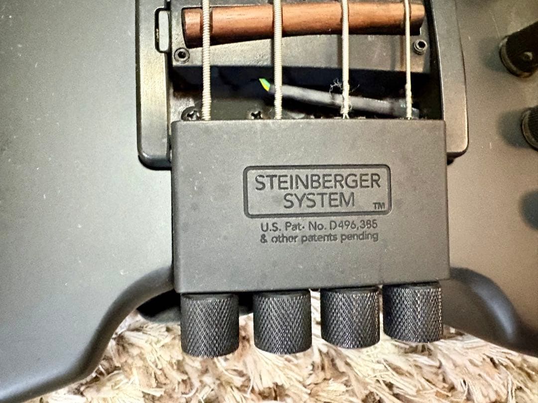 STEINBERGER synapse ブラック 4弦エレキベース　フレットレス