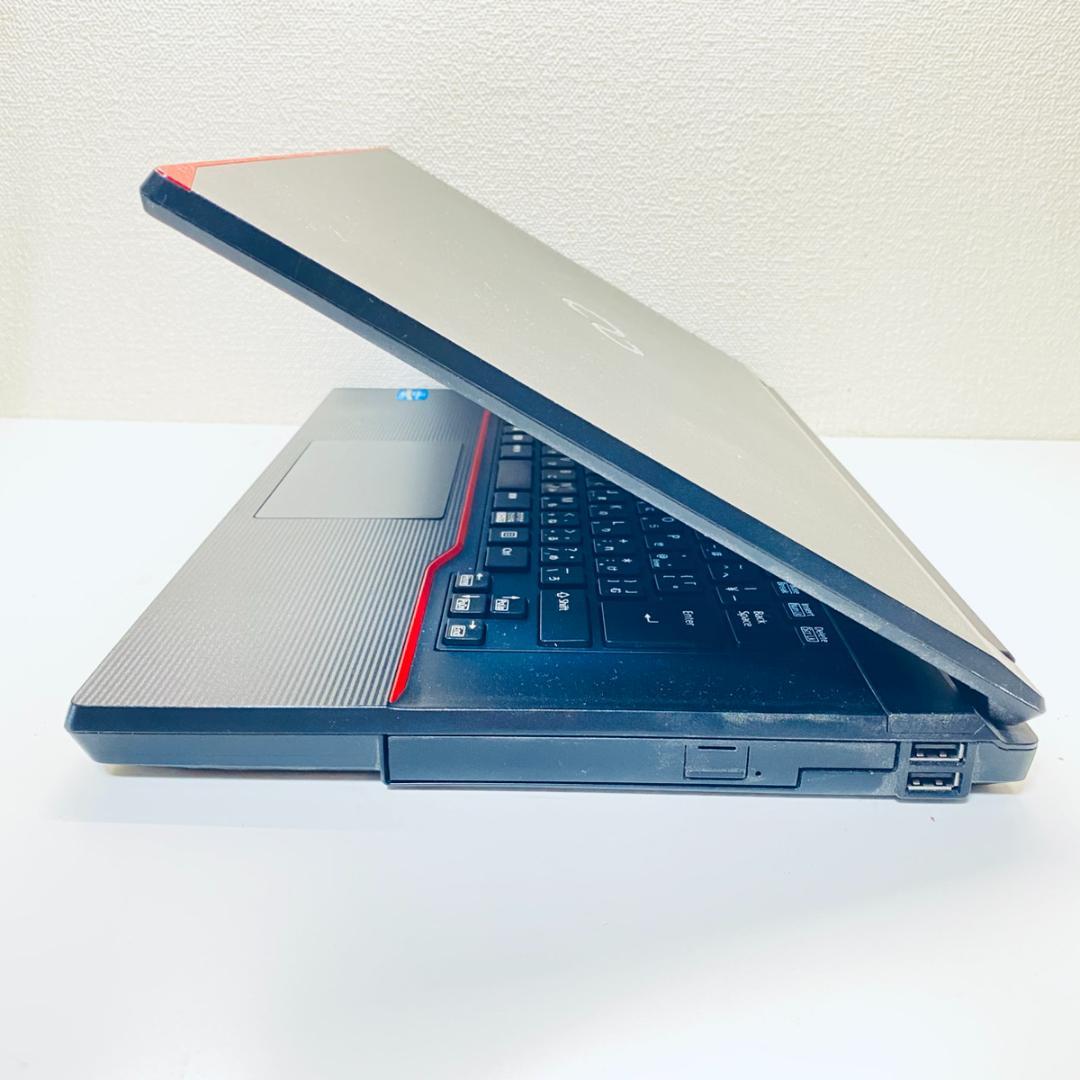 FUJITSU Windows 11 i5 ノートPC DVDドライブ ジャンク