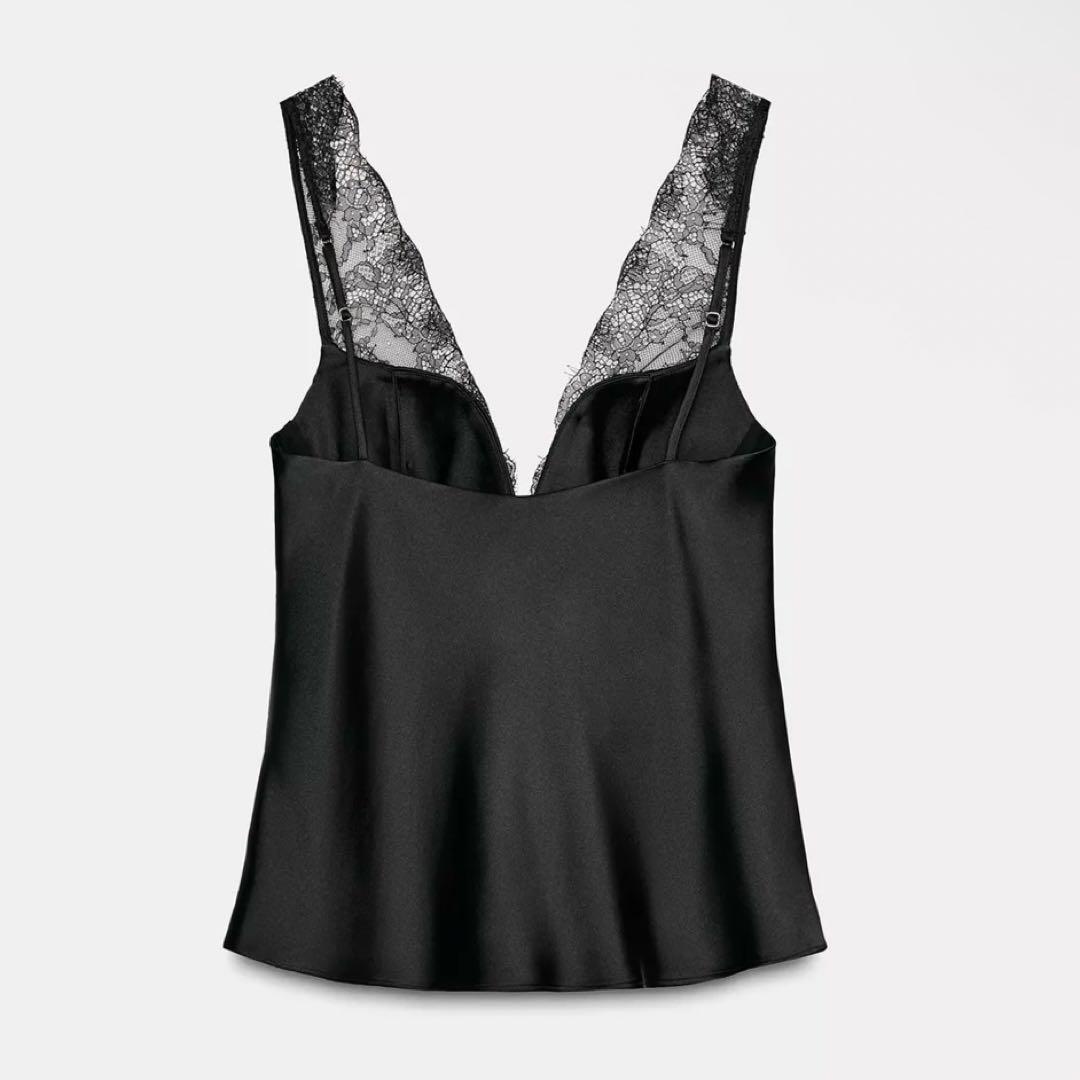 ⭐︎cilvia⭐︎ 　ZARA ブラックサテンレースキャミソール