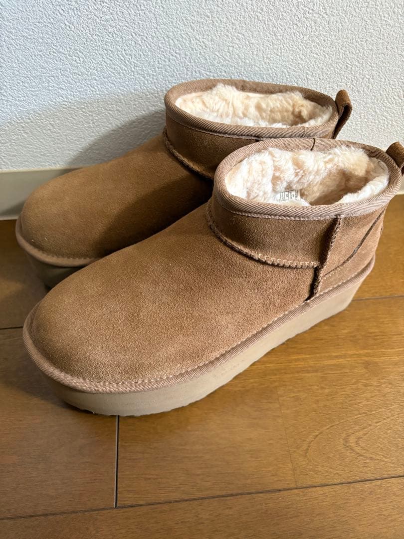 L*L様 UGG W CLASSIC ULTRA MINI PLATFORM