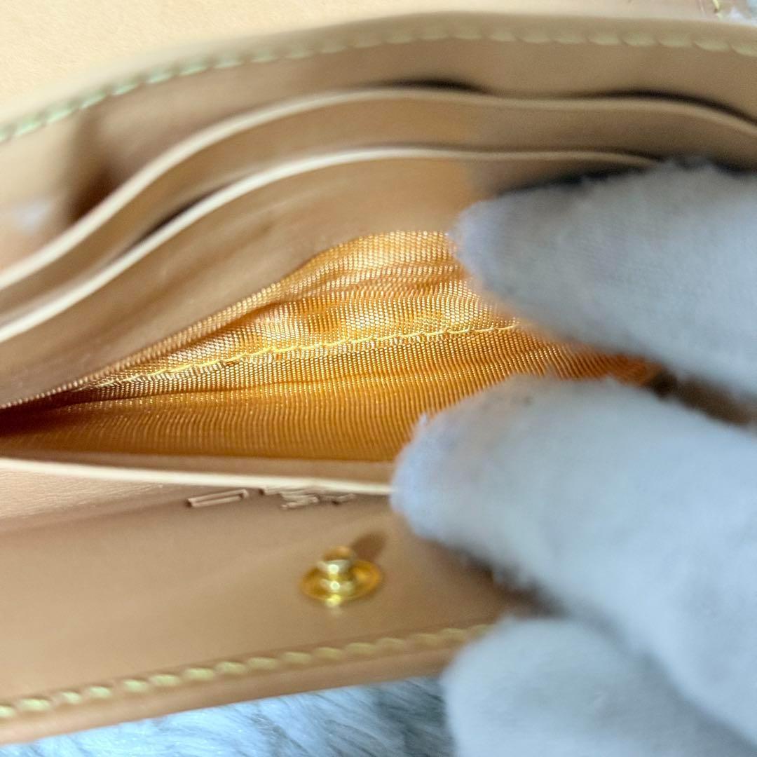未使用級✨ETRO エトロ レザー　三つ折り財布　ペイズリー柄　正規品