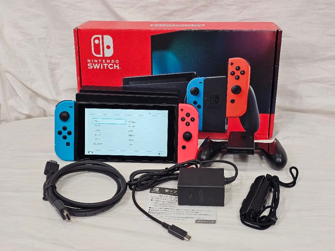 任天堂スイッチ本体フルセット 桃太郎電鉄ソフト＋追加ジョイコン付き