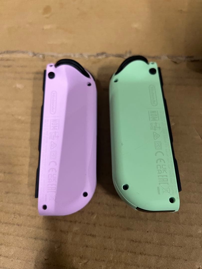 Nintendo Switch 本体　Joy-Con 付き
