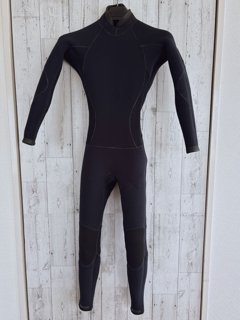 ★超美品 BODY GLOVE ボディーグローブウエットスーツ 3/2mm S★