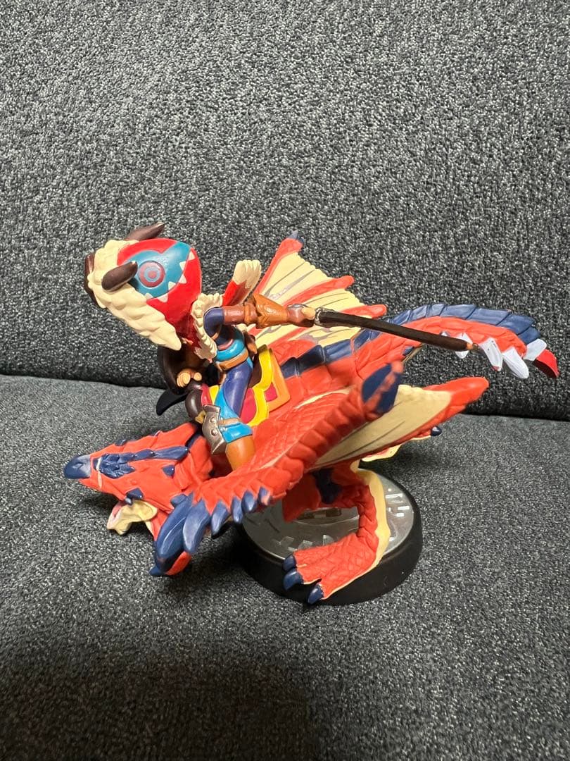 モンハンamiiboリオレイア & シュヴァル 隻眼のリオレウス&ライダー