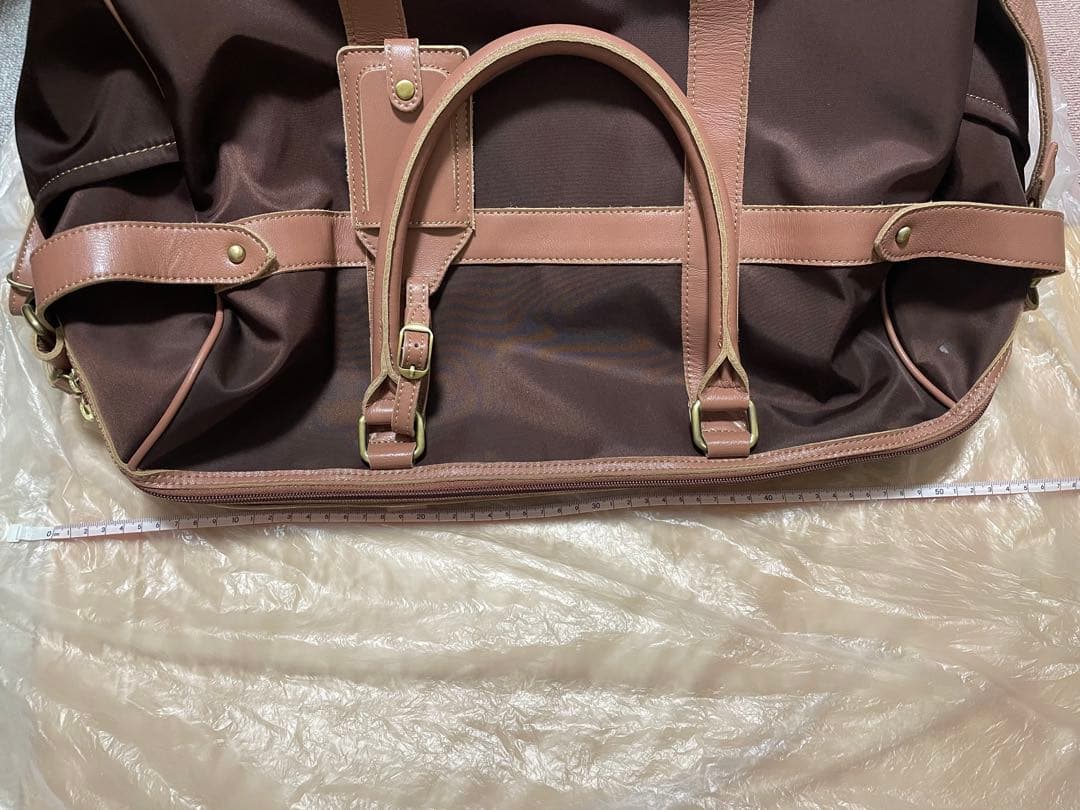 旅行バッグ