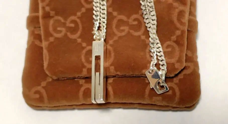GUCCI シルバーネックレス 付属品完備