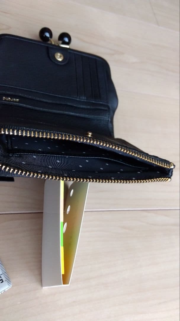 ペルケ　折財布　美品
