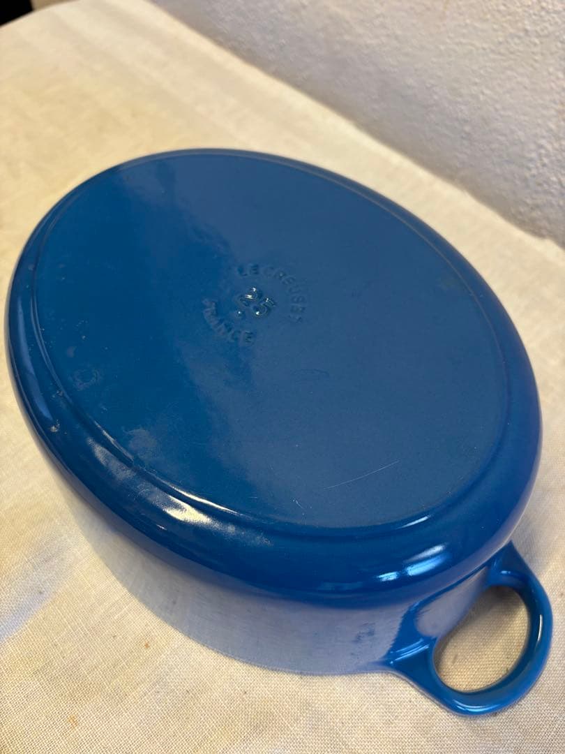 LE CREUSET ル・クルーゼ　ココット・オーバル　25cm