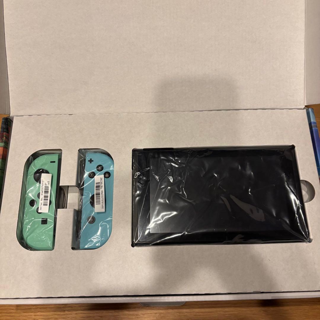 【美品】Nintendo Switch あつまれどうぶつの森デザイン