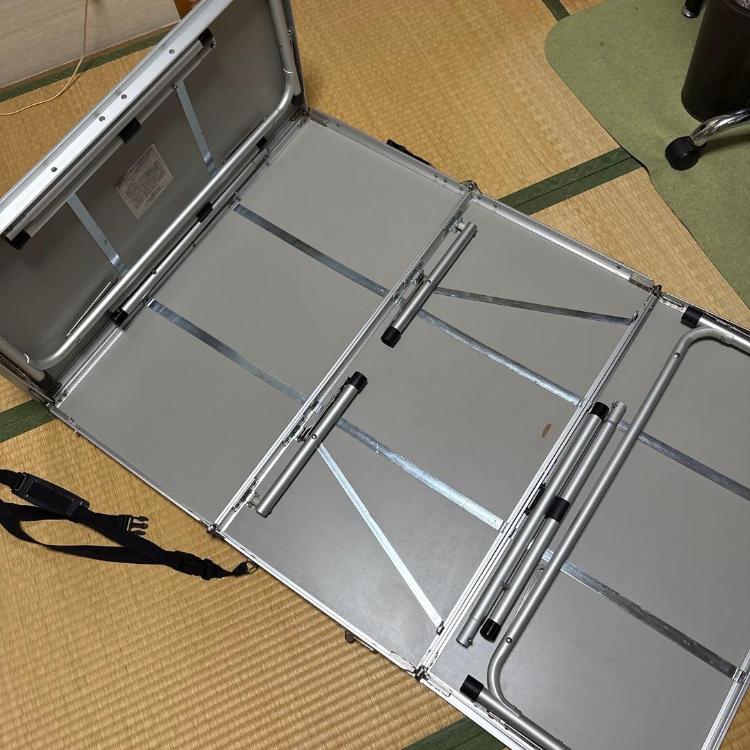 Coleman slim-4folding table キャリーベルト付き