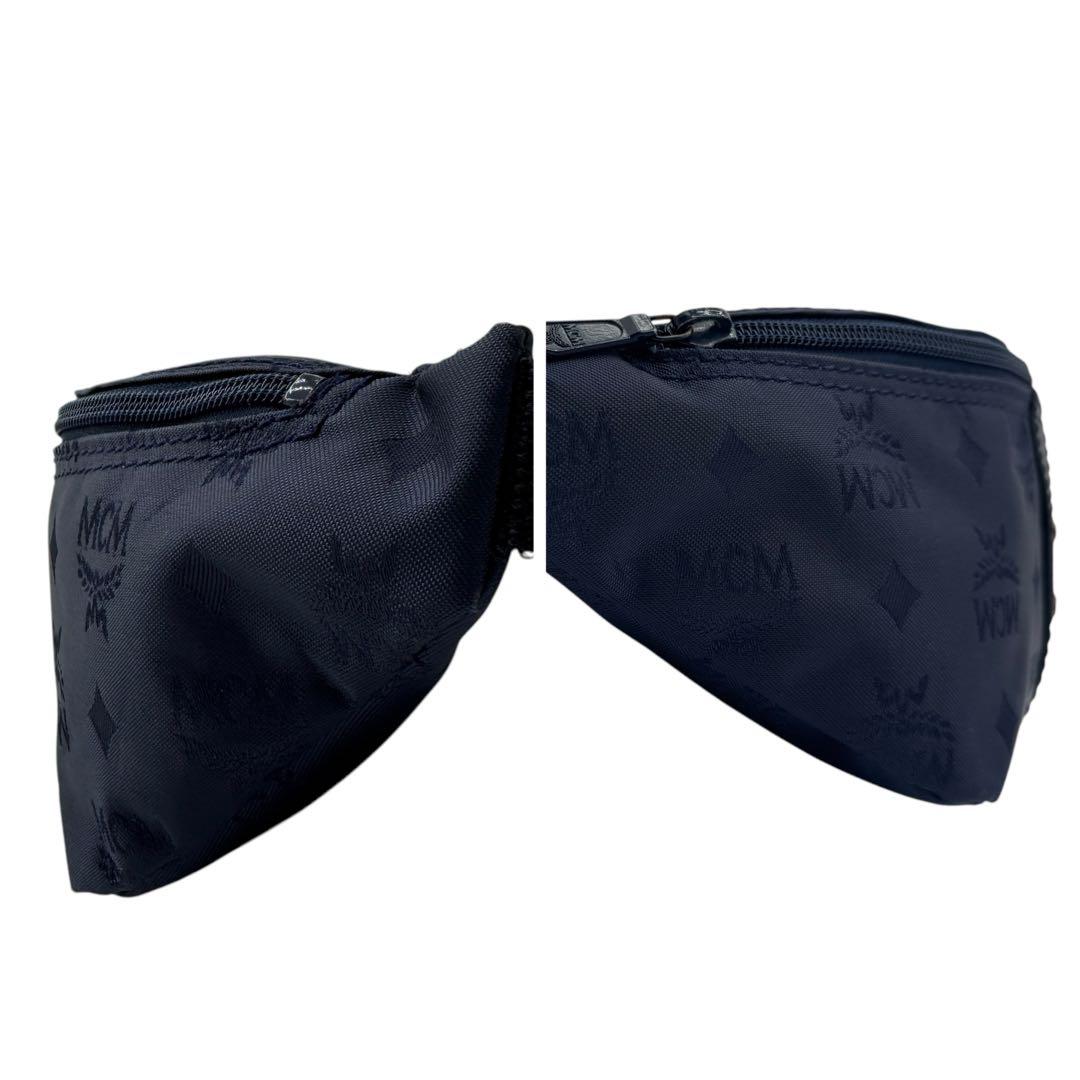 【RYO】美品 MCM ボディバッグ ウエストポーチ ナイロン ネイビー