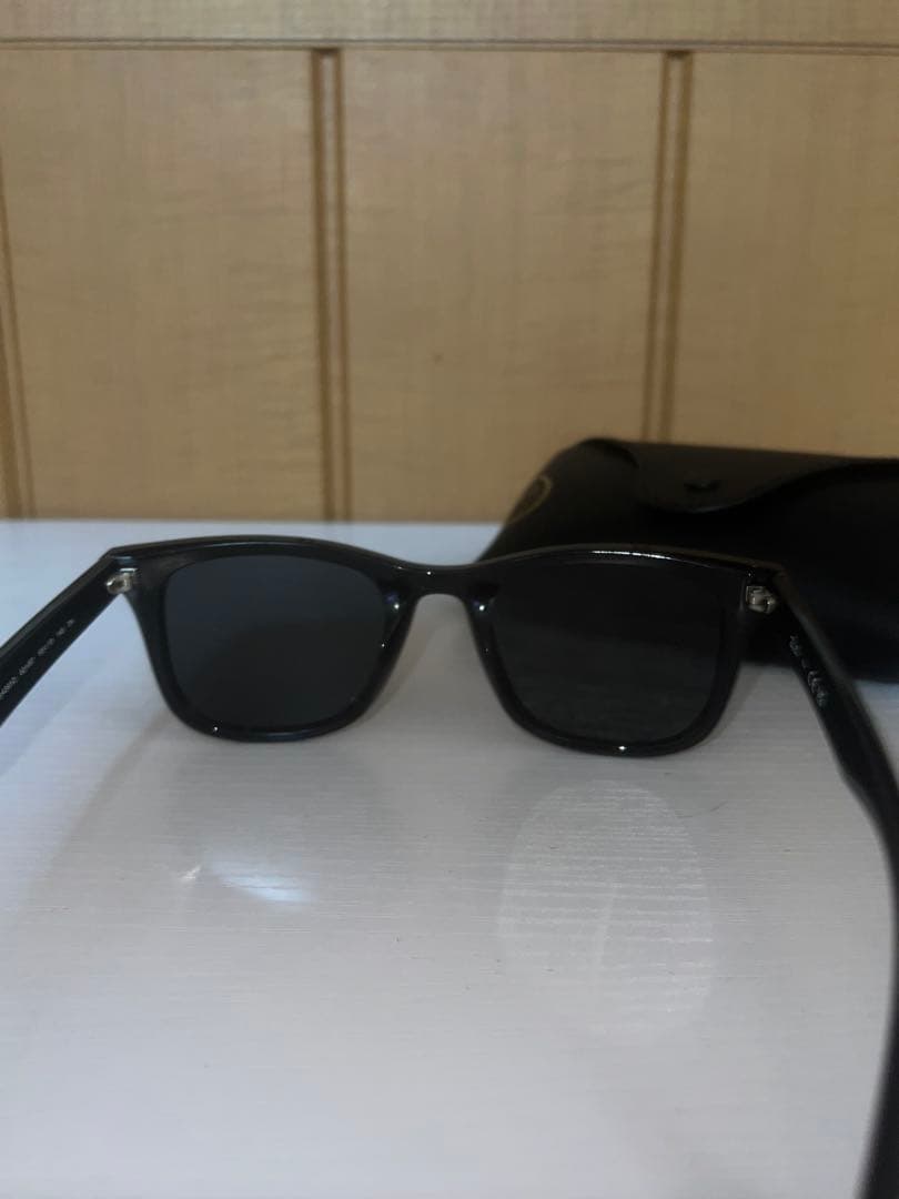 Ray-Ban RB 4391Dブラック サングラス ケース付き
