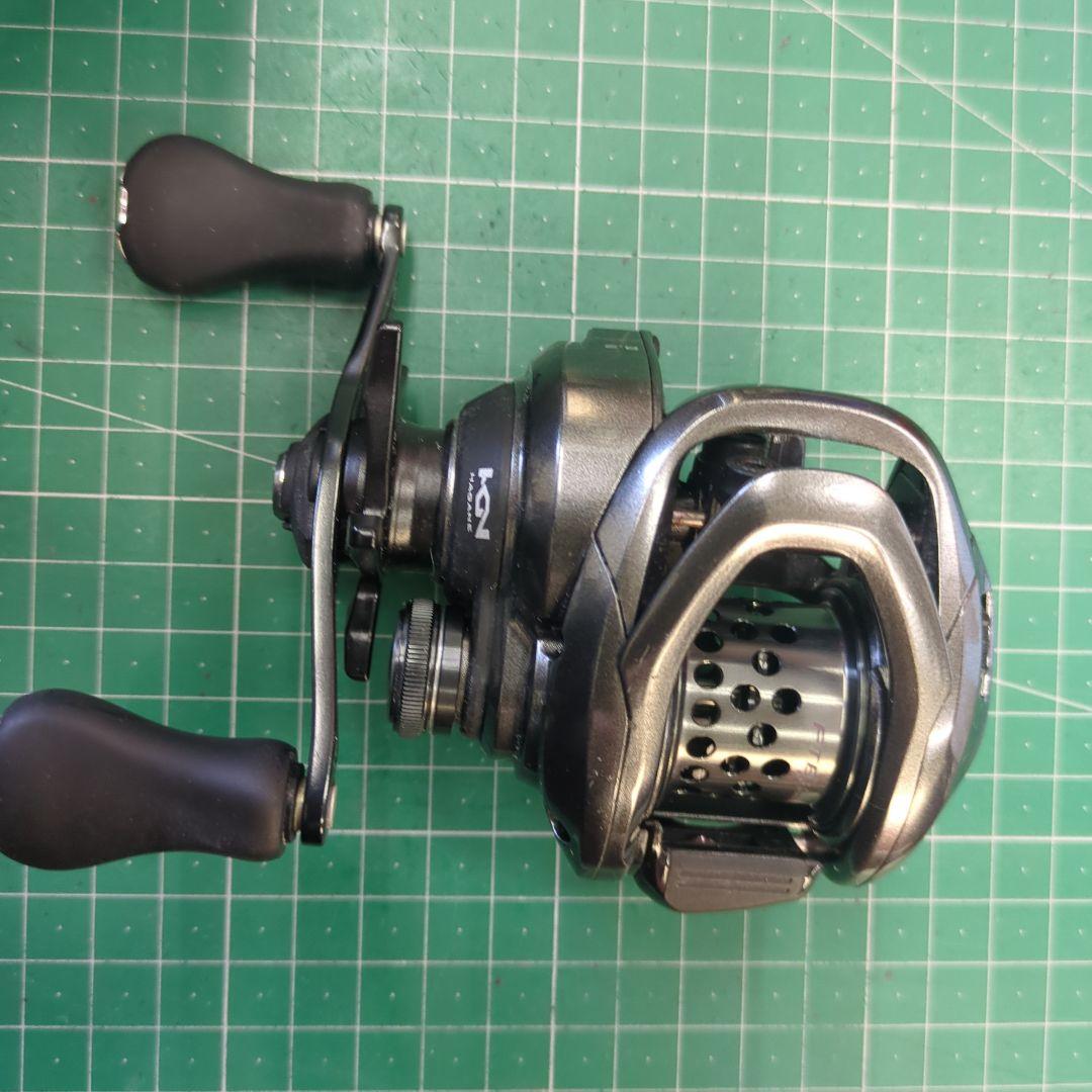 シマノ　25BFS XG 左ハンドル