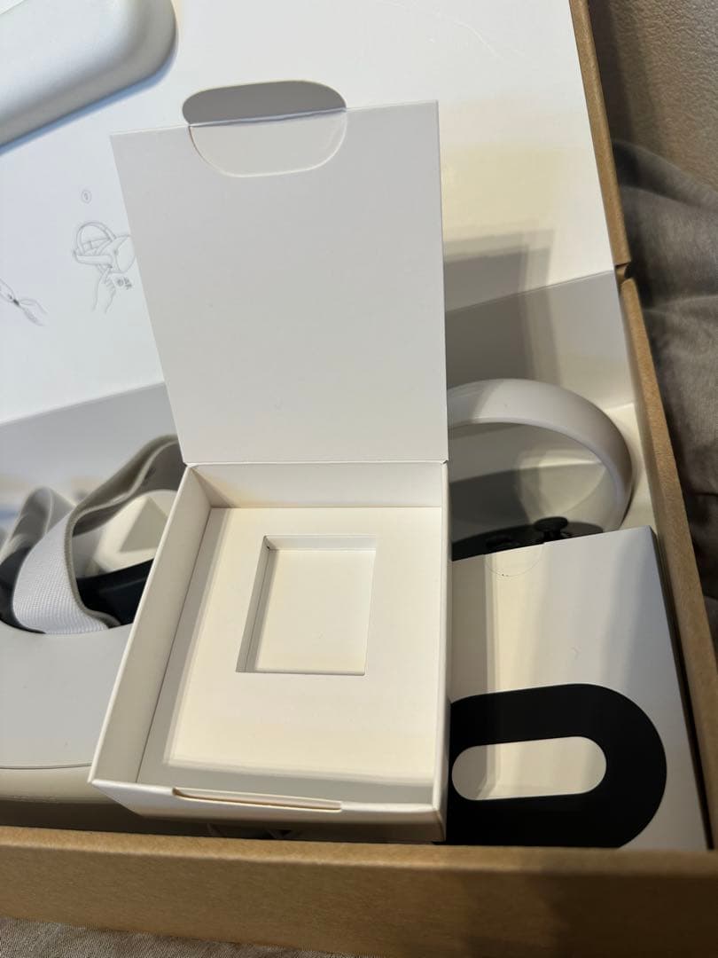 Quest 2 VRヘッドセット　128GB
