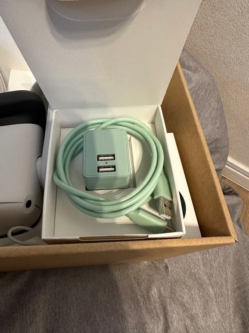  Quest 2 VRヘッドセット　128GB