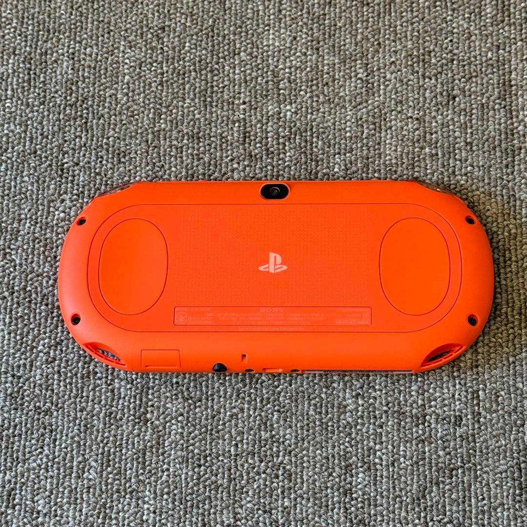 PSVITA PCH-2000 ネオンオレンジ