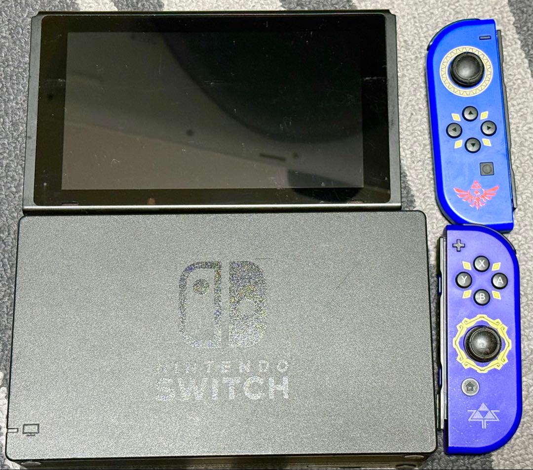 Nintendo Switch本体&スカイウォードソードJoy-Con /任天堂