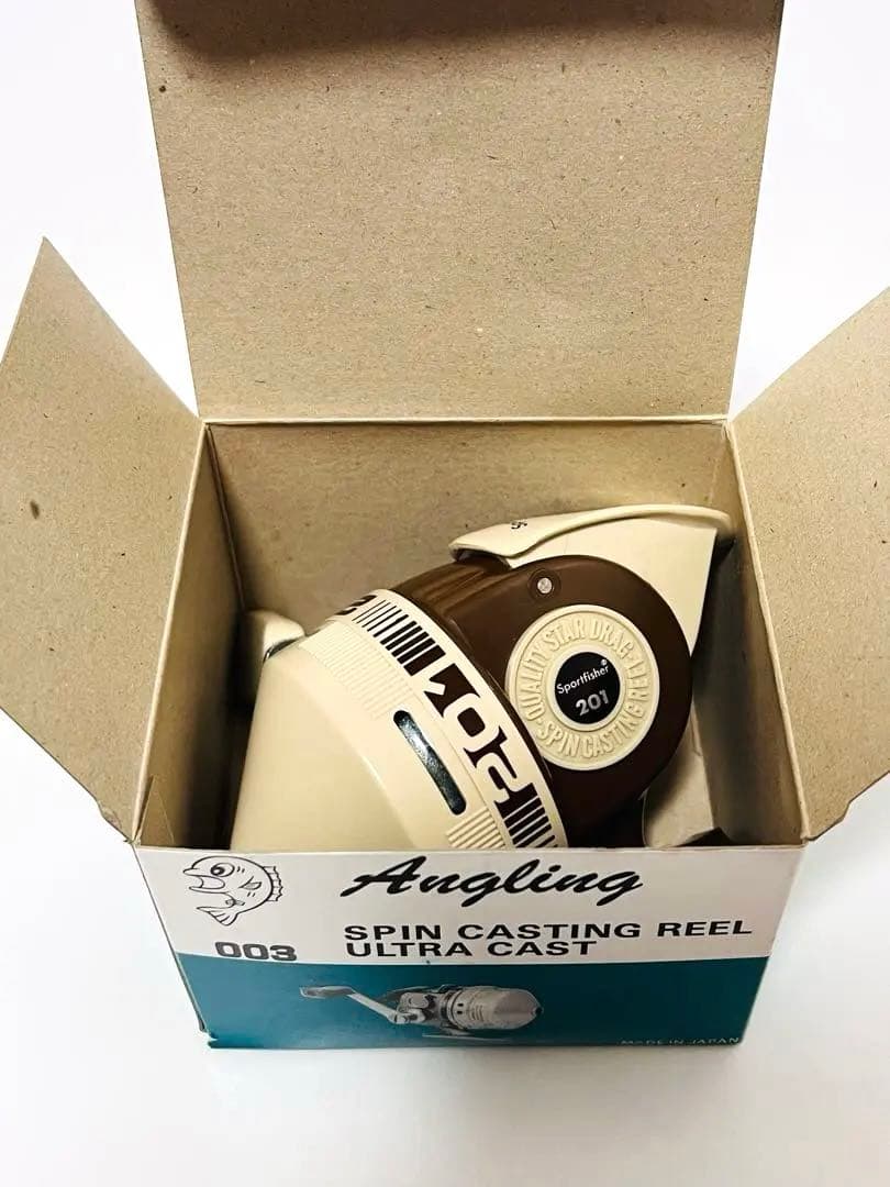 幻の新品未使用　アングリング　ウルトラキャストリール　ビンテージ　激レア