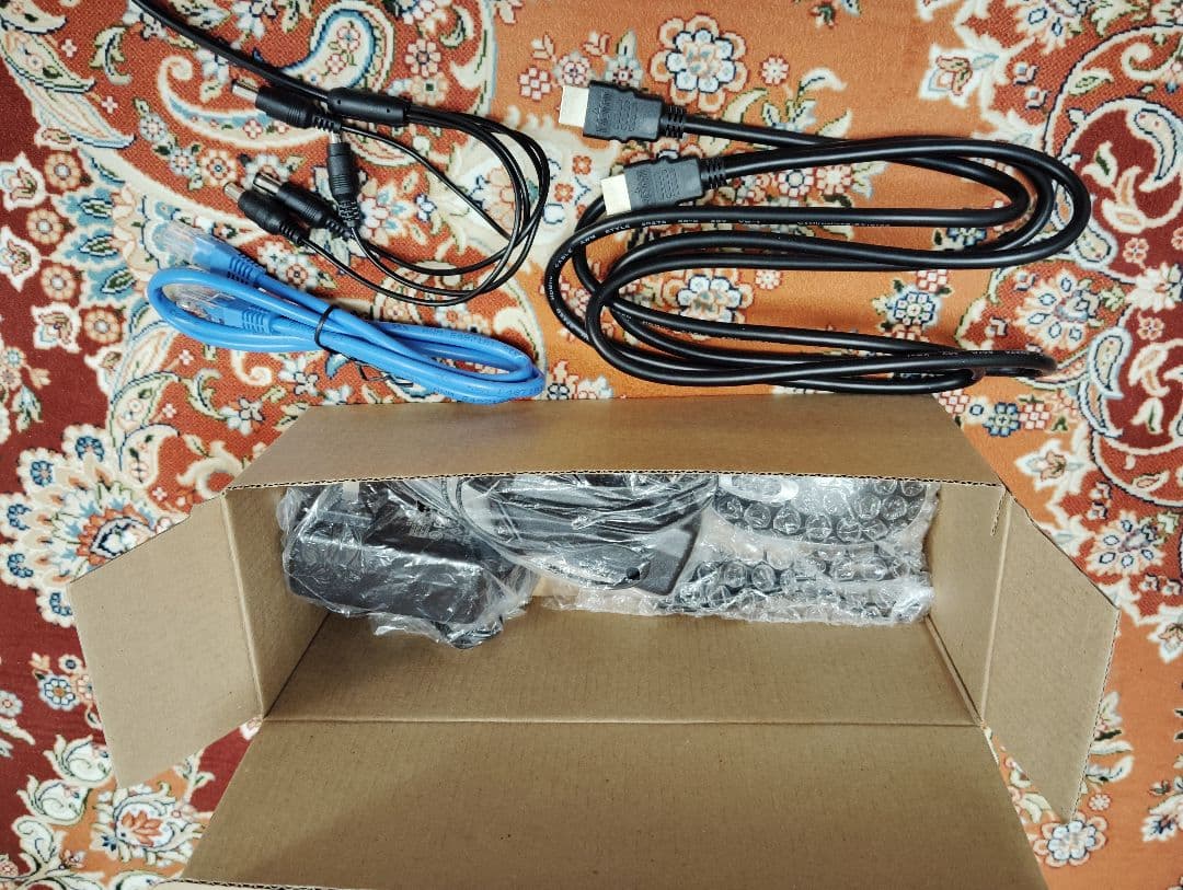 新品　Swann 防犯カメラDVRセキュリティシステム フルHDカメラ４台セット