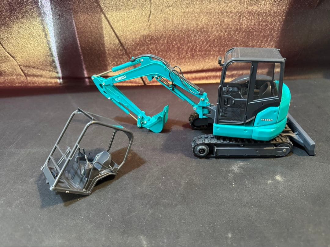 ミニカー TrueBlueKOBELCO Evolution ACERA SK55S