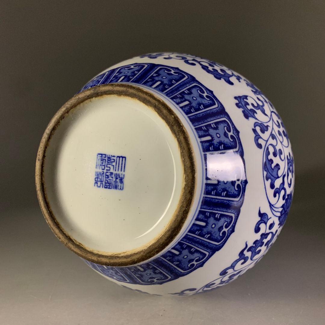 清乾隆青花龍紋賞瓶 景徳鎮 陶磁器 装飾品 現代工芸品 美術品 置物