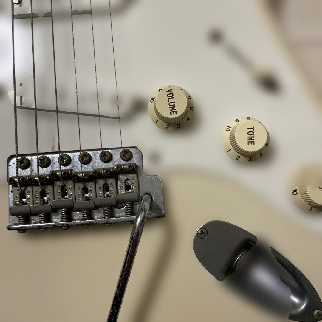ネックリー様　Fender Japan Stratocaster ホワイト