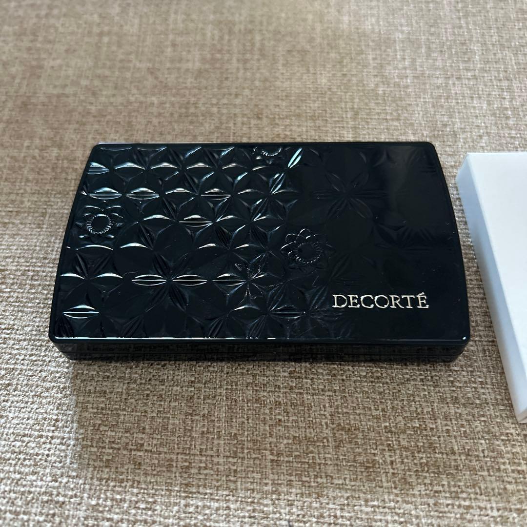 コスメデコルテ　ゼンウェア　パウダーファンデーション　C11 ケーススポンジ付き
