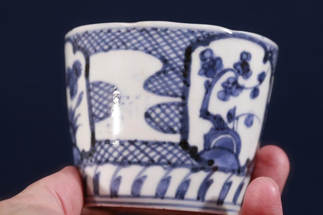 524　古伊万里染付ギザギザ窓絵松竹梅図蕎麦猪口　幕末