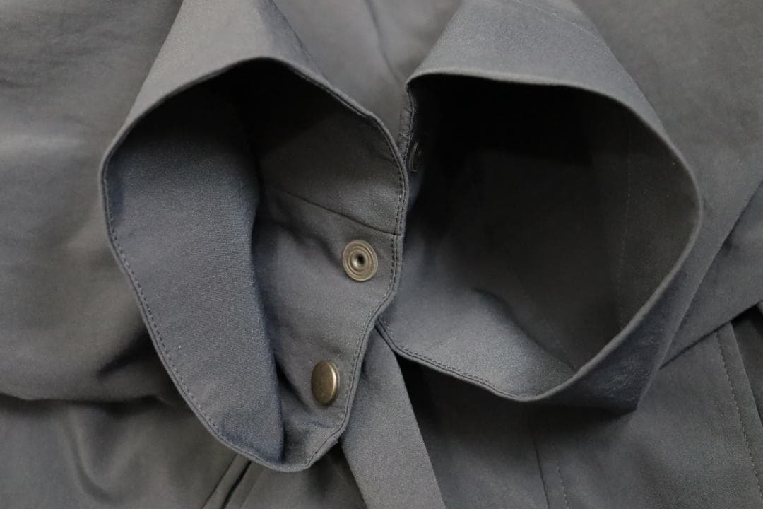 theory luxe 軽量 ナイロン コート LUCCA LORENA 紺