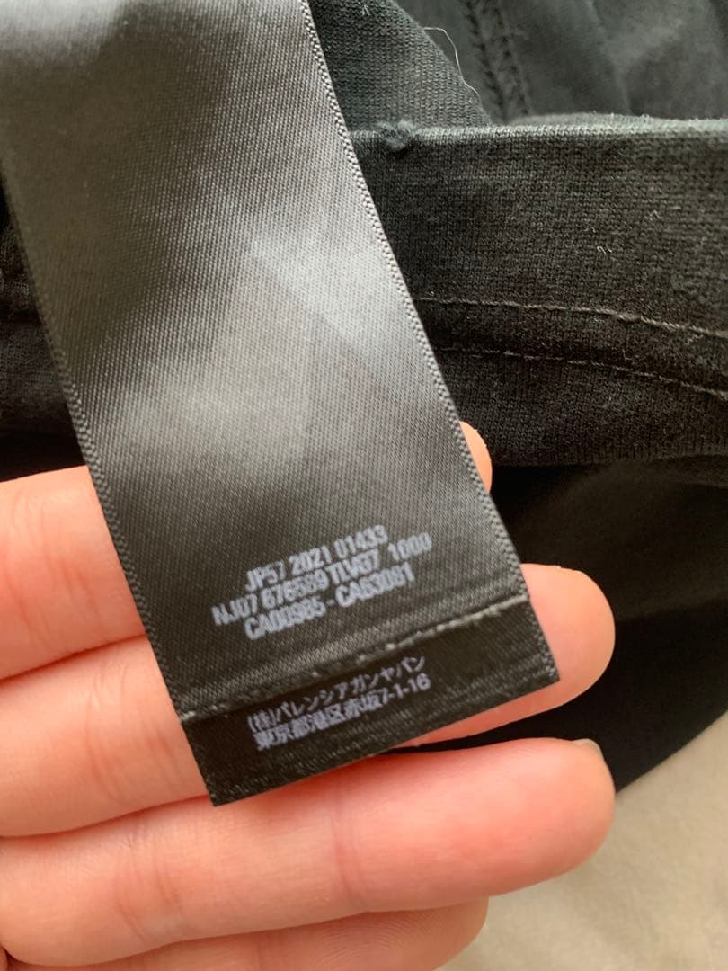 美品 正規品 BALENCIAGA 黒×赤刺繍 Tシャツ 【XL】