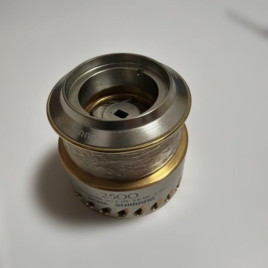シマノ　ステラ2500 スプール
