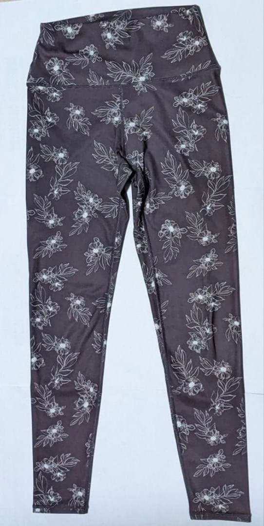 SUKALA　フラワープリント　レギンス　Mサイズ　美品　ピンクプラウン