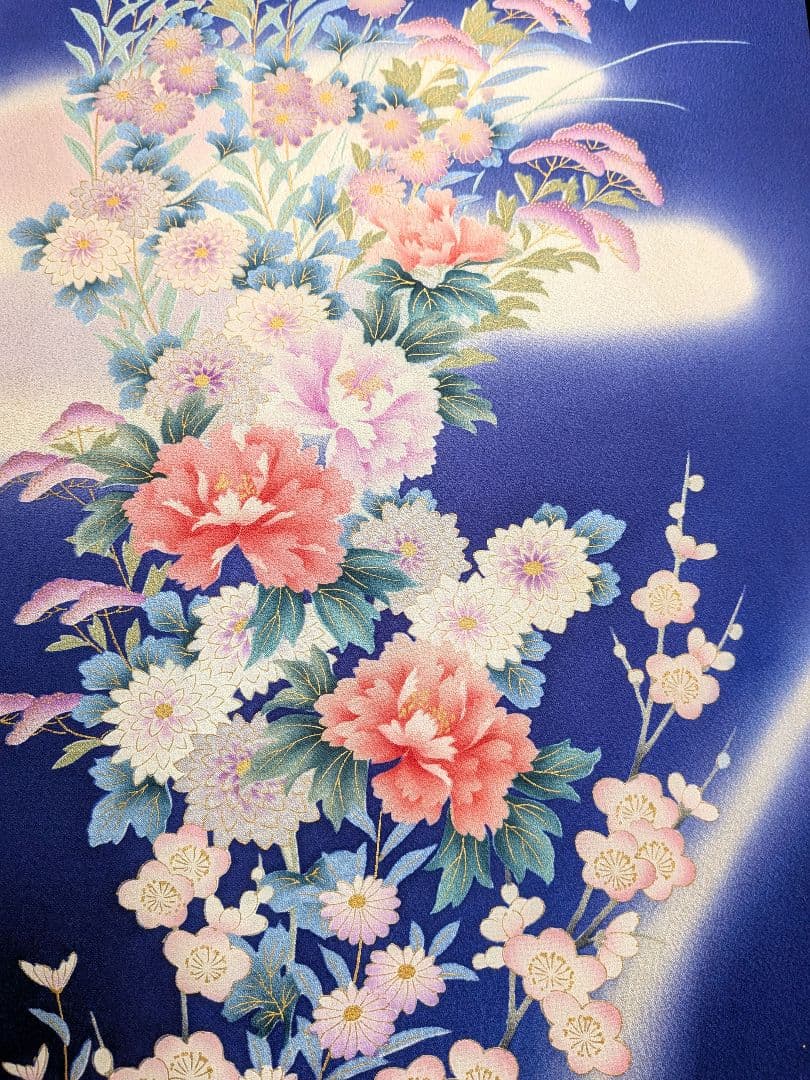 SALE中！振袖フルセット(7点)成人式・高級古典柄・金彩加工・高級手縫い