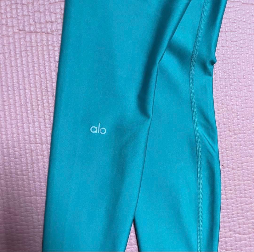 alo yogaターコイズ レギンス