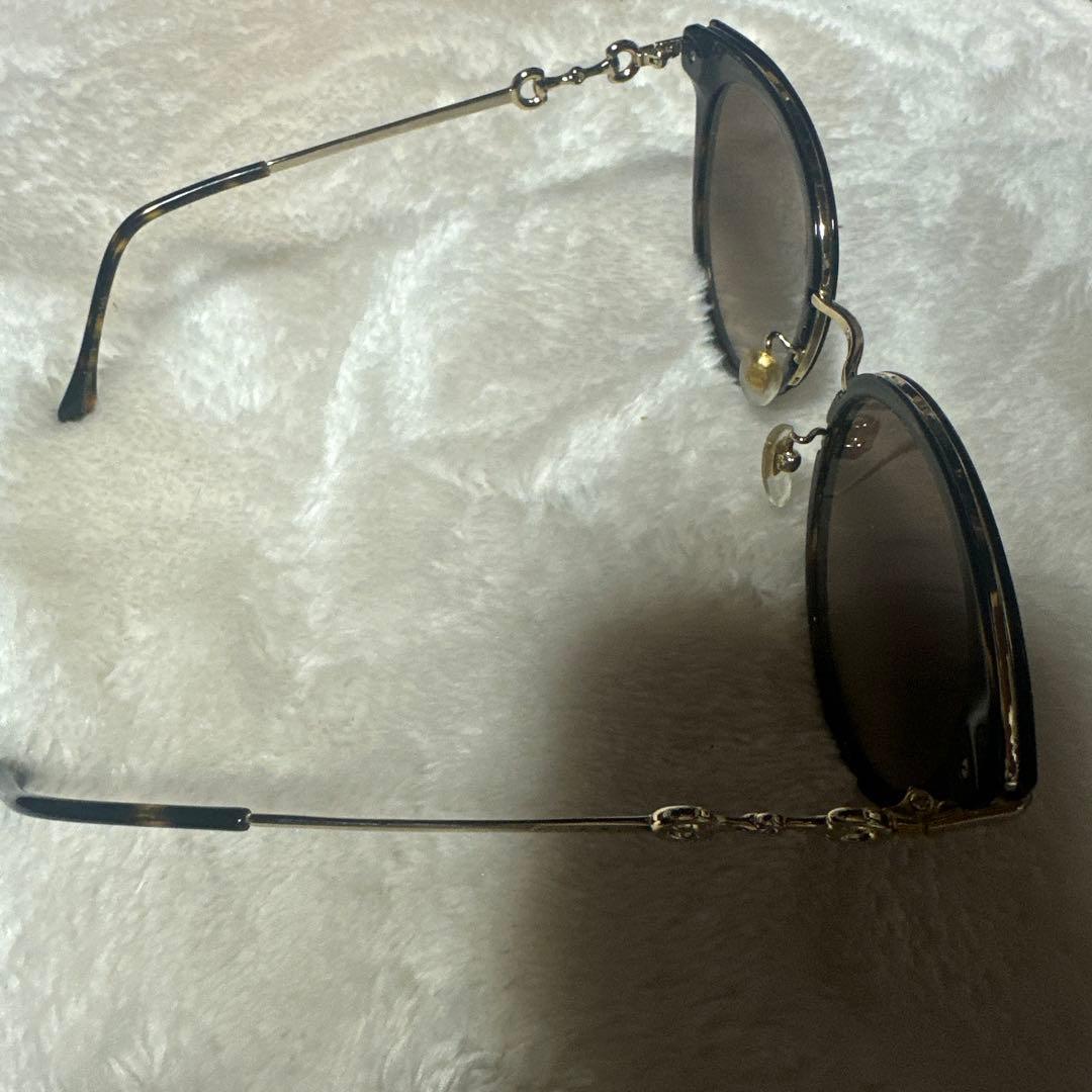 GUCCI キャットアイ サングラス ブラック
