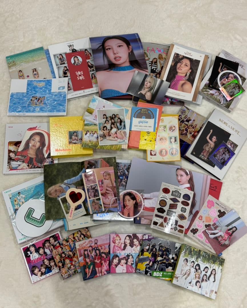 twiceアルバムまとめ売り（特典付き）