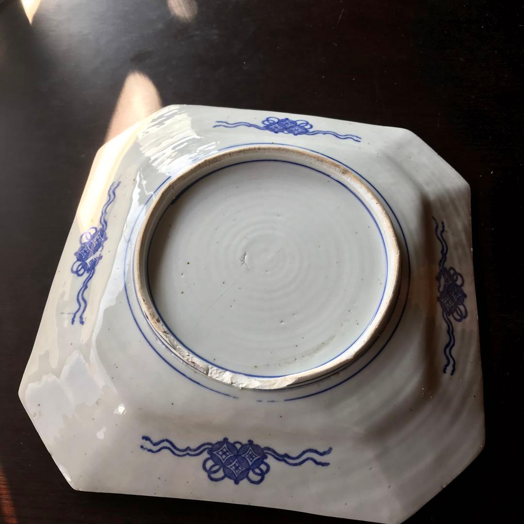 美品　陶器　年代物　八角絵皿　丁寧に描かれた獅子や牡丹の絵柄が素敵な　古道具