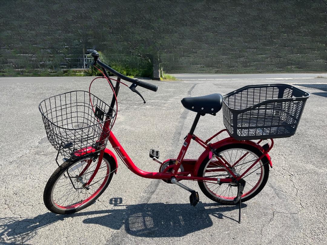 coccinelle 自転車 赤 レトロ おしゃれ コンパクト車【引き取り】