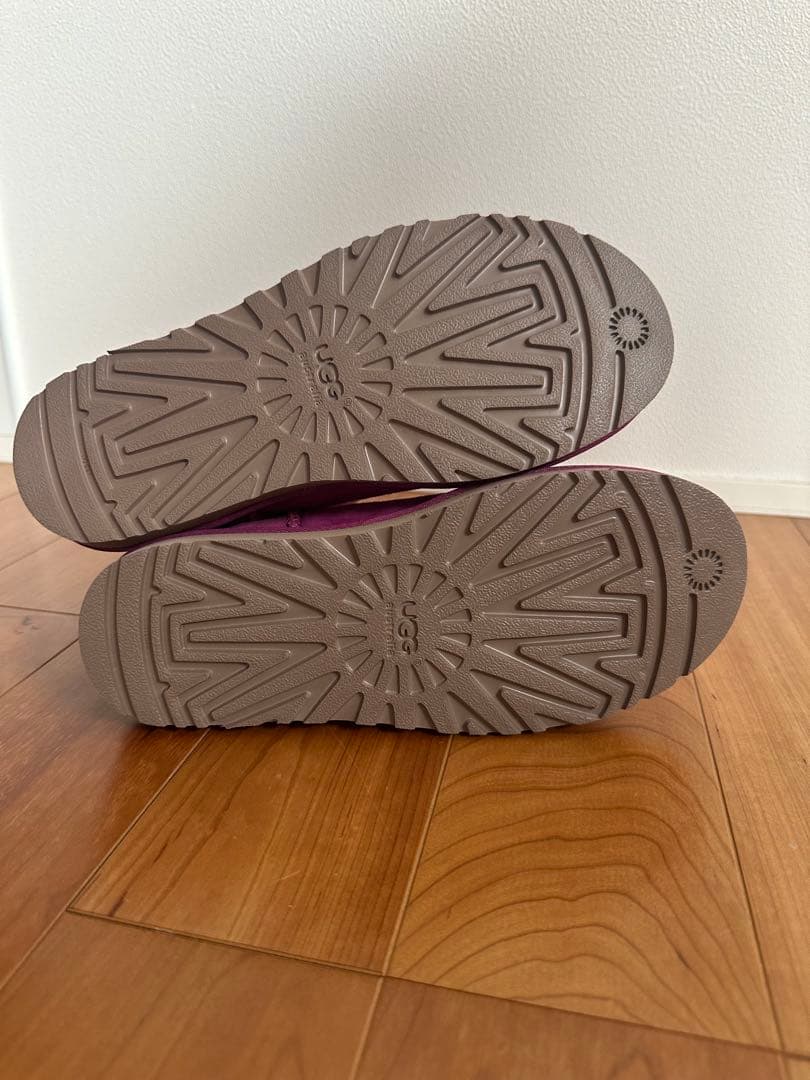 【新品・美品】UGG クラシックミニ ピンク　JP24 USA7