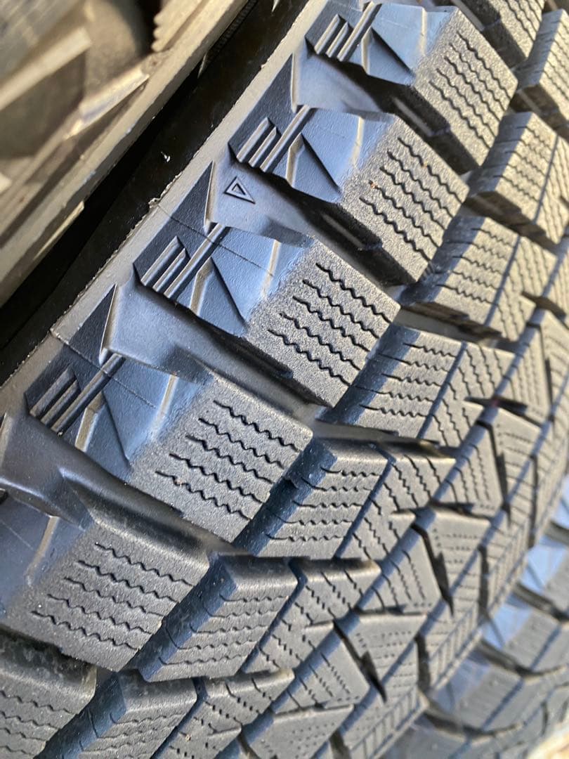 BRIDGESTONE BLIZZAK 235/55/19 4本セット