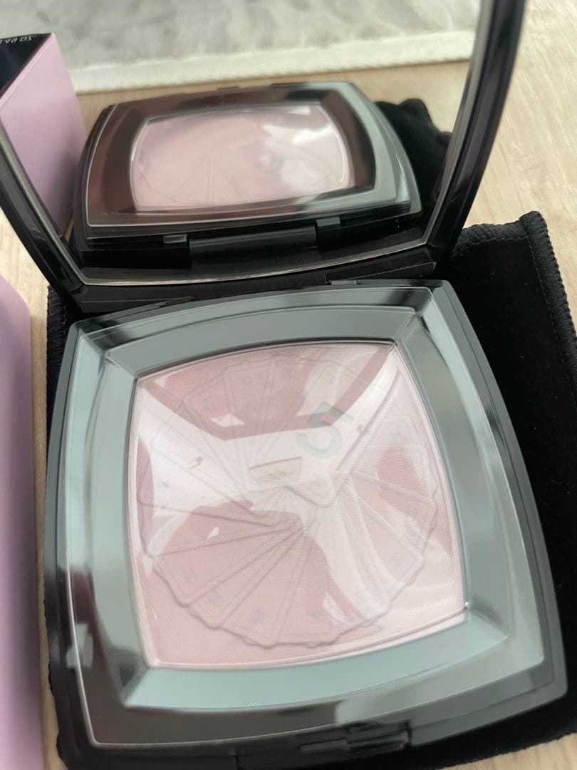CHANEL LES TAROTS DE マットパウダーチーク ラベンダー限定版