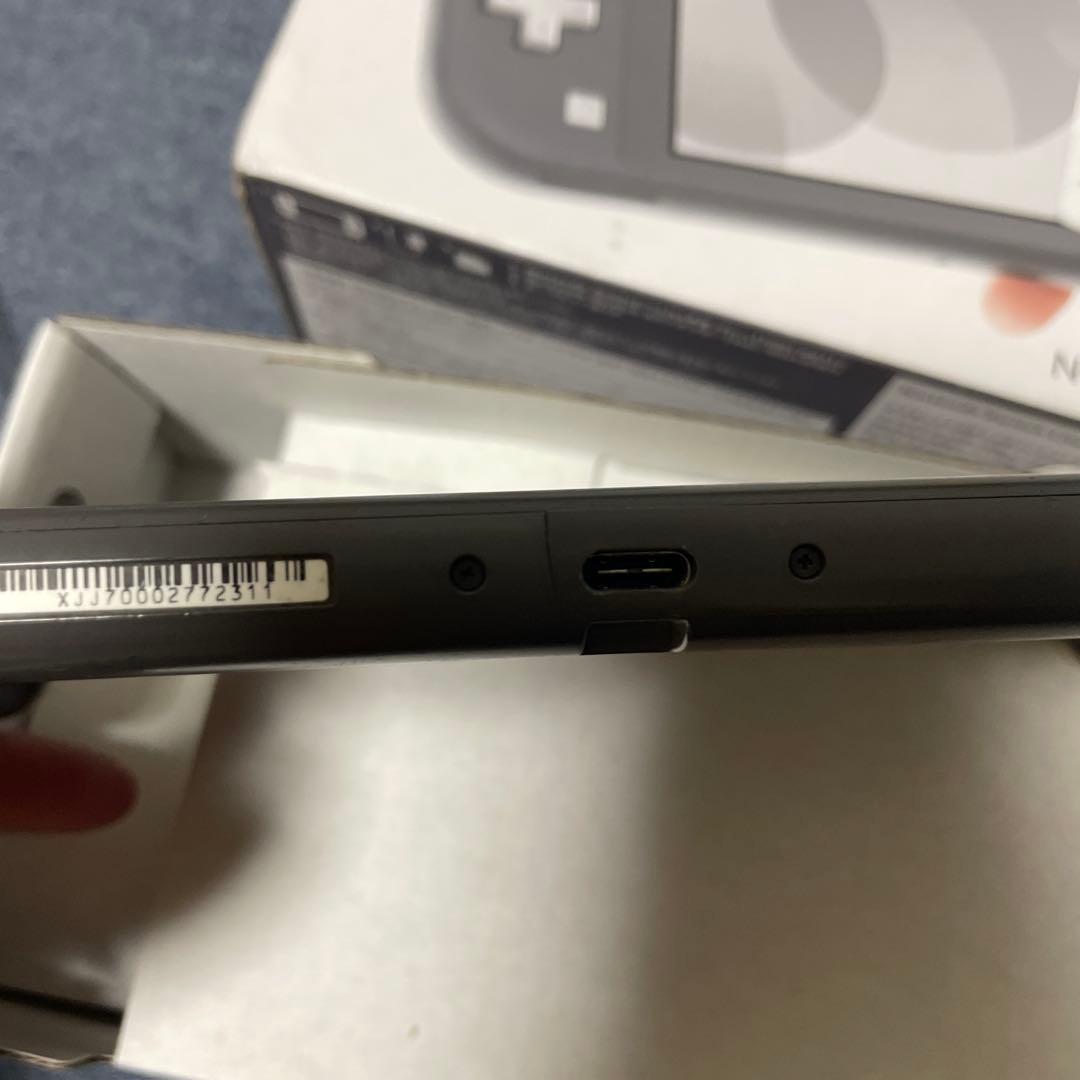 Nintendo Switch Lite グレー　本体・箱付き（ジャンク品）